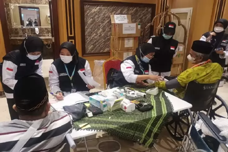 Jemaah Tertular "Tiga Serangkai" Misterius: Pneumonia, Demensia, dan Gangguan Pencernaan