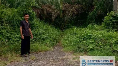 Pemdes Karang Tengah Minta Kejelasan Perbaikan Jalan Kabupaten