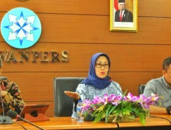 Profesionalisme Pers: Dewan Pers Tegaskan Larangan Rangkap Jabatan