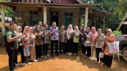 Masyarakat Antusias, Bupati Bengkulu Tengah Tinjau Pembangunan Infrastruktur