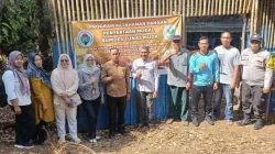 Desa Ujung Karang Realisasikan Program Ketahanan Pangan, 418 Ekor Ayam Petelur Diserahkan